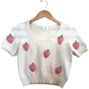Anthropologie Luna Ivy White Crochet Strawberry Crop Sweater Size‎ Large Fruit